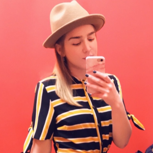 Meet your Posher, Morgan - Picture 1 of 1